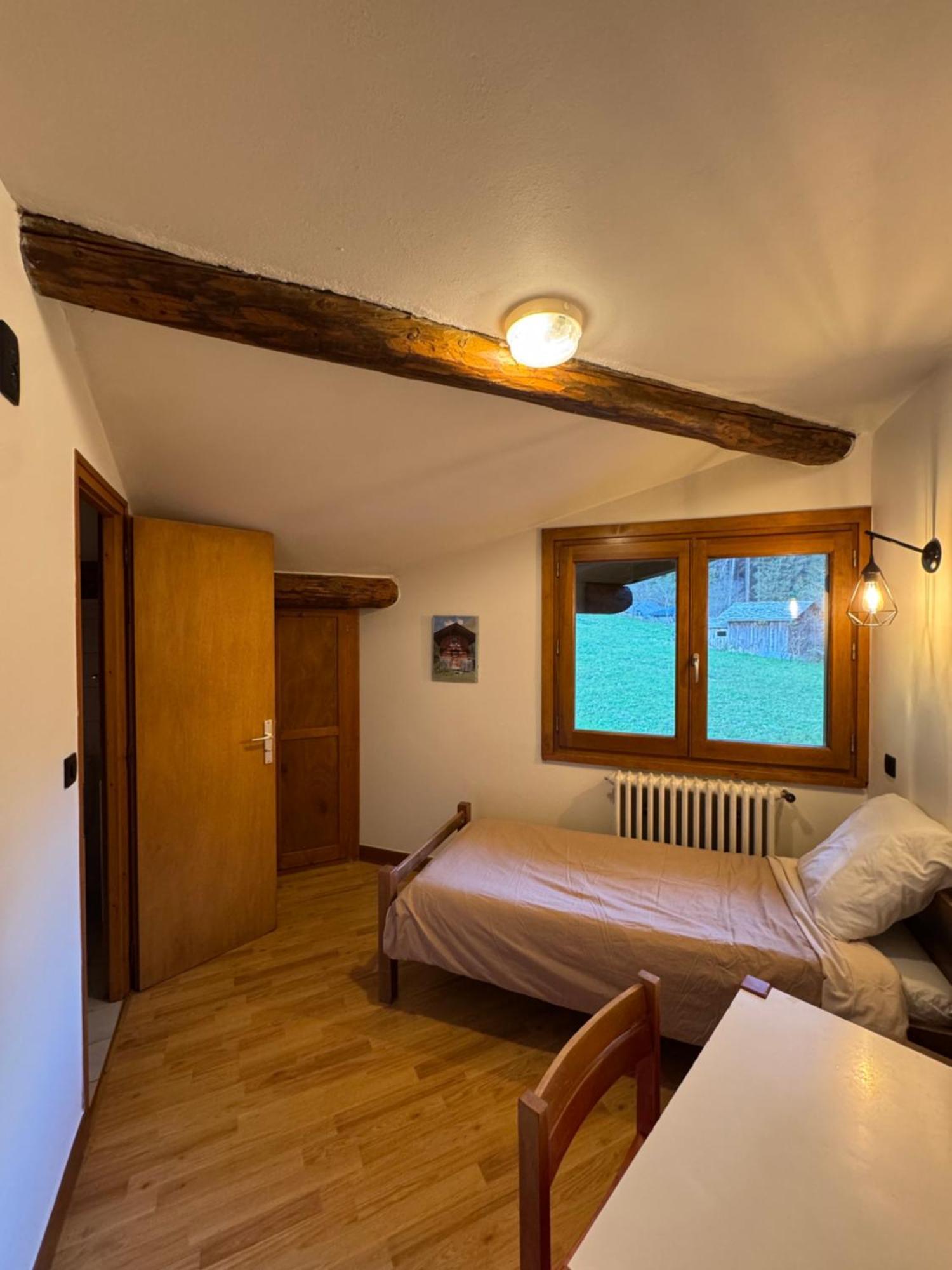 L'Ardesia Hostel Morzine Exterior photo
