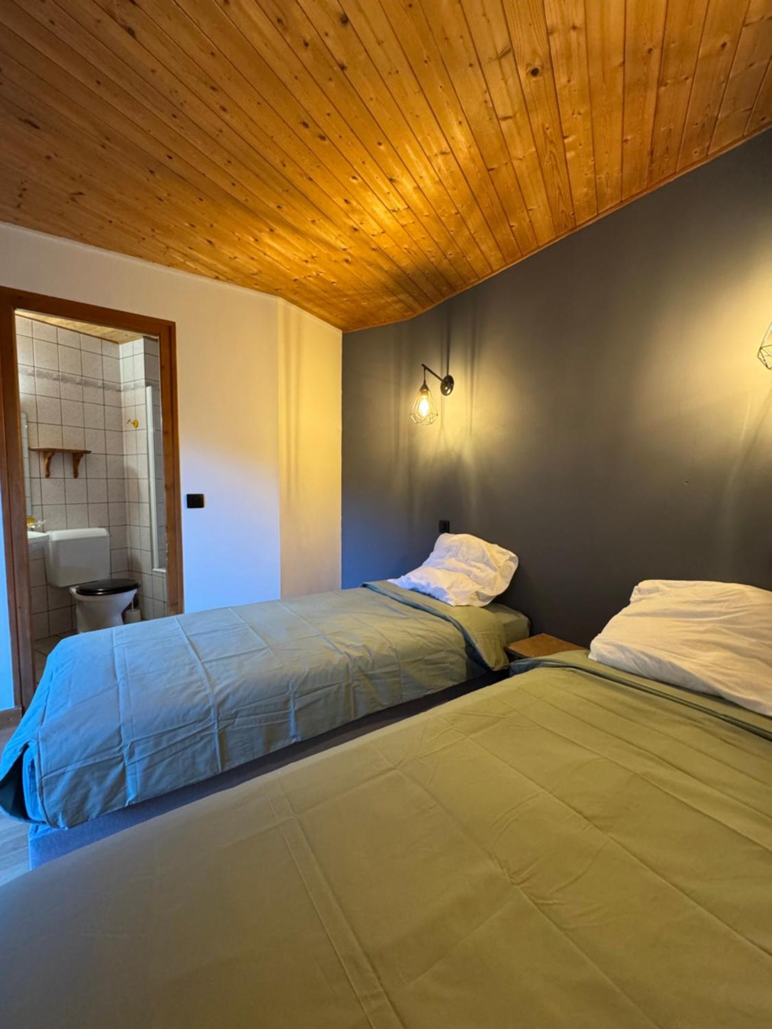 L'Ardesia Hostel Morzine Exterior photo
